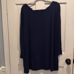 Flowy long sleeve dress